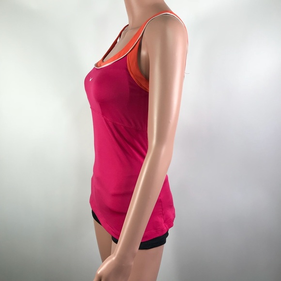 Nike Tank Top w/ Built-in Bra Size Small - Picture 2 of 6